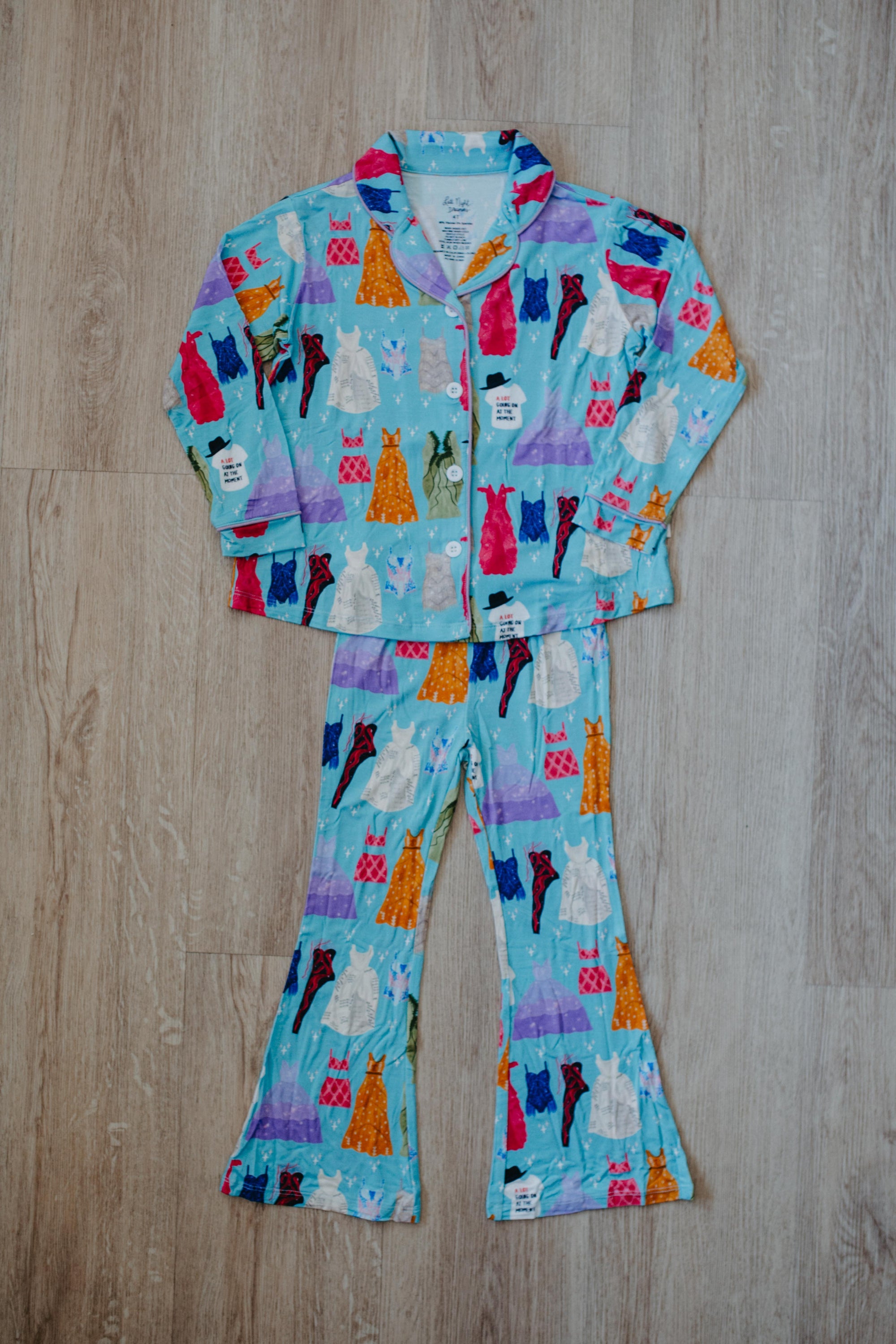 The Vivi Flare - Daywear For Meeting Me At Midnight