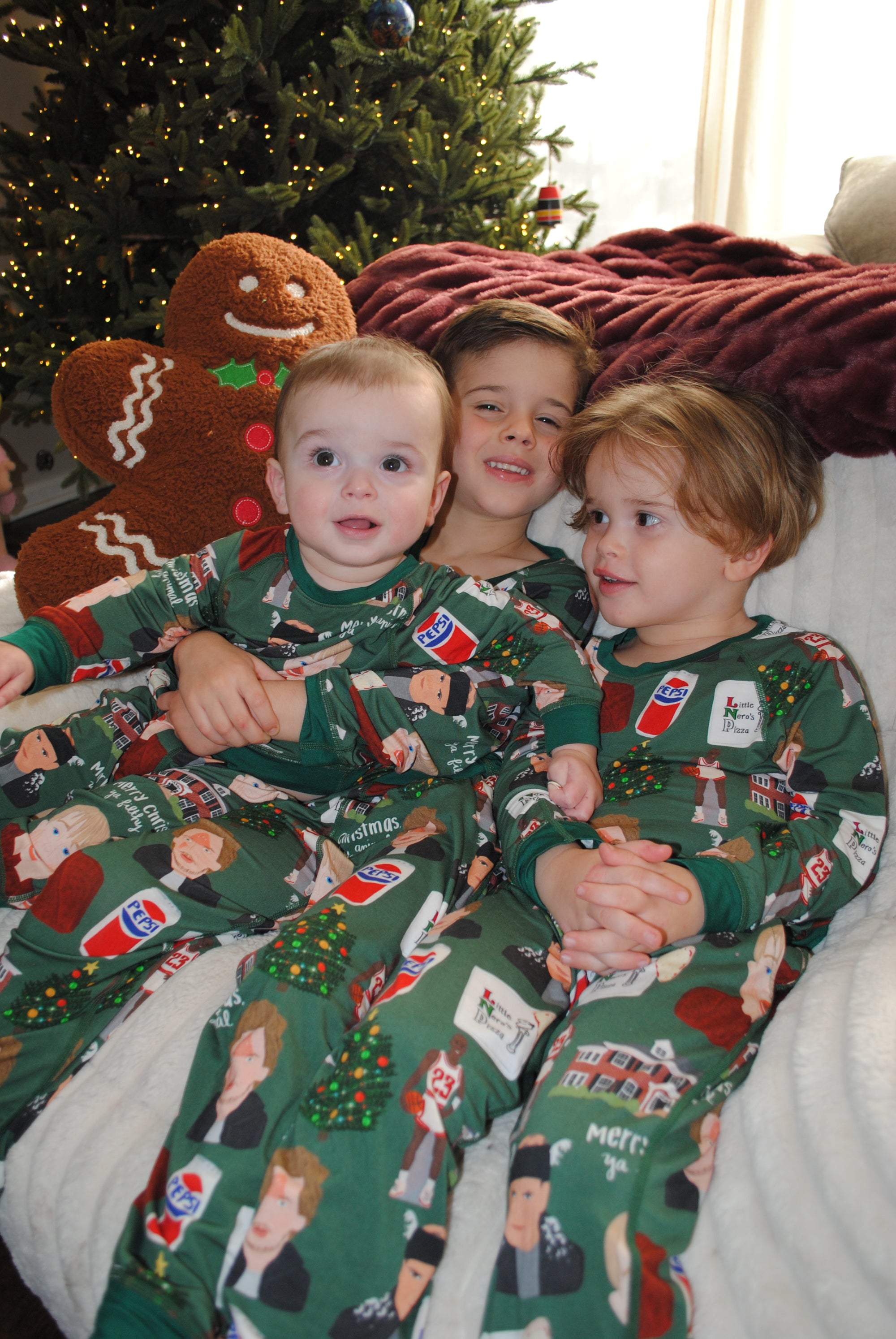 The Eddie Two Piece Set - Home Alone: Merry McCallisters